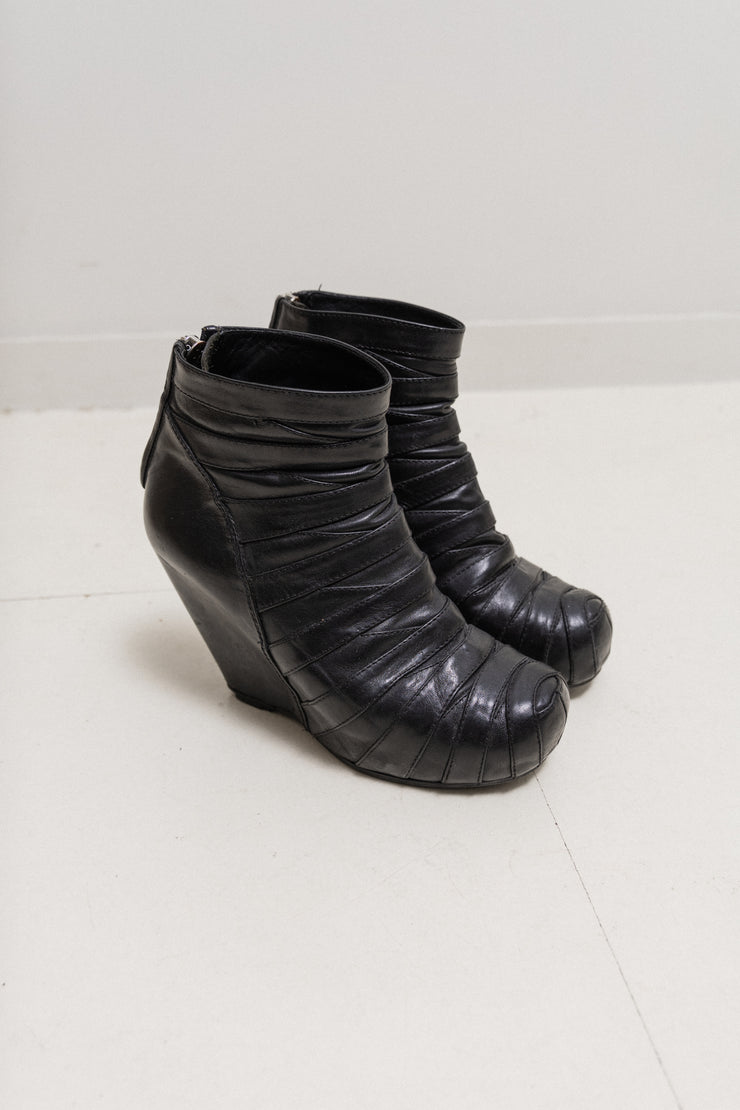 RICK OWENS - « Mummy » wedge heel leather boots (probably SS11 ANTHEM)