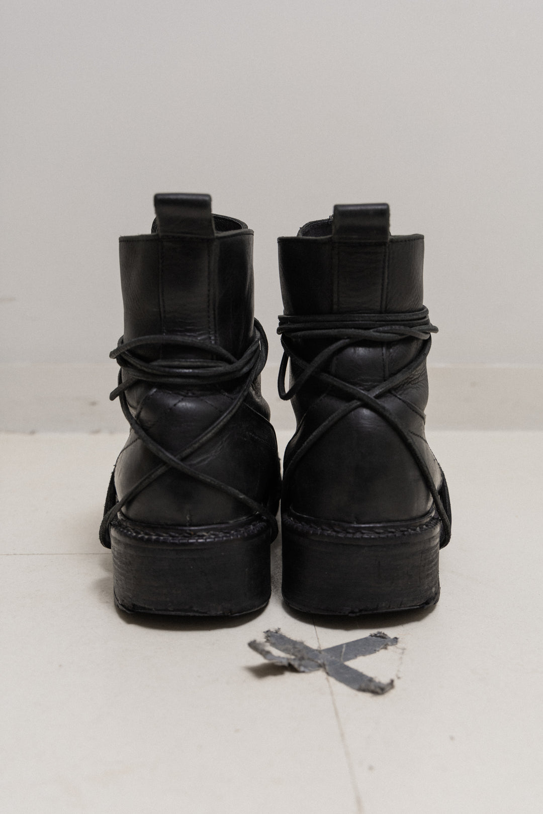 DIRK BIKKEMBERGS - Heel hole lace up leather boots – L'OBSCUR