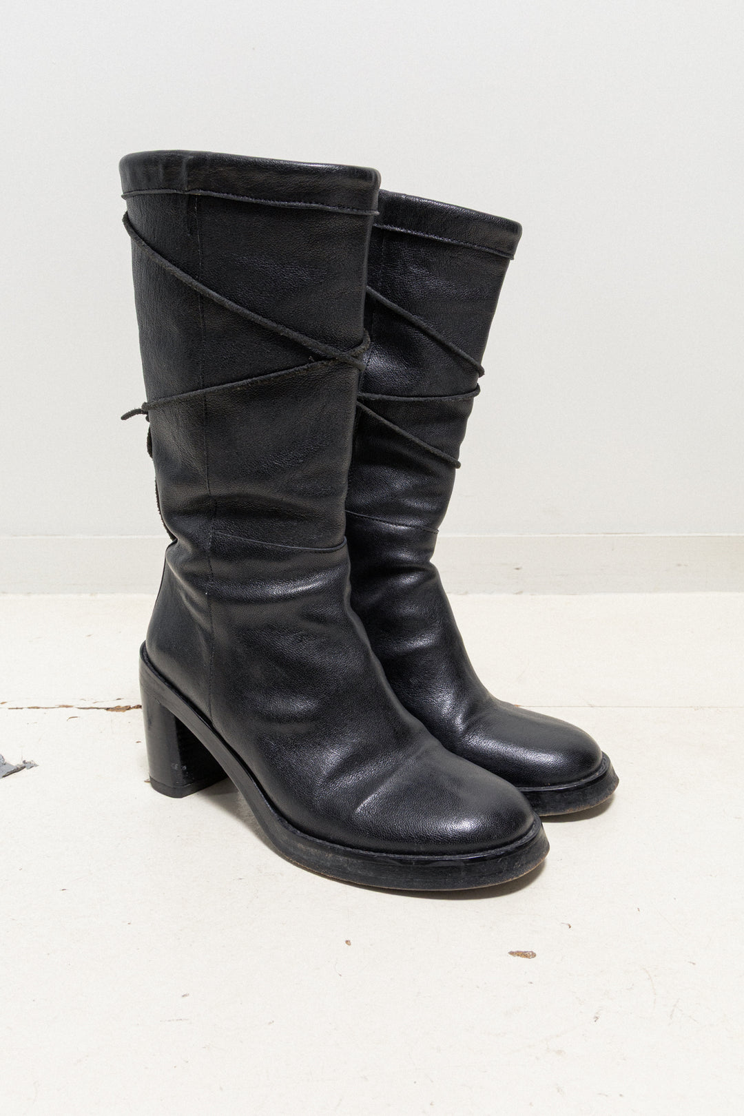 ANN DEMEULEMEESTER – L'OBSCUR