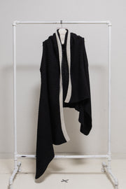 ANN DEMEULEMEESTER - Alpaca wool blend knitted asymmetric vest with contrasting trim