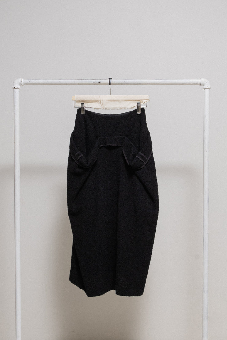 YOHJI YAMAMOTO - FW06 Textured wool skirt with back drapings