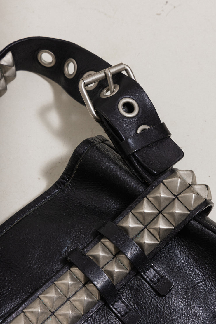 JUNYA WATANABE - SS06 Cowhide leather bag with studded handle and belt