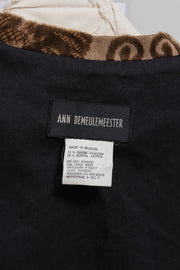 (New arrival) ANN DEMEULEMEESTER - FW94 Velvet cape with floral embroideries