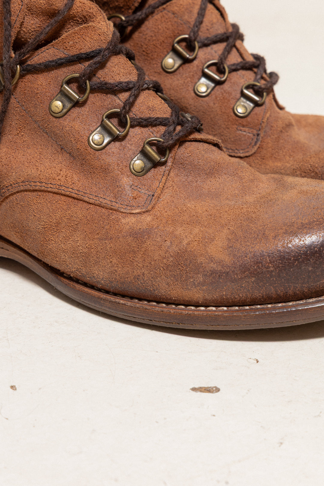 CHEREVICHKIOTVICHKI - Reverse horse leather camel lace up boots
