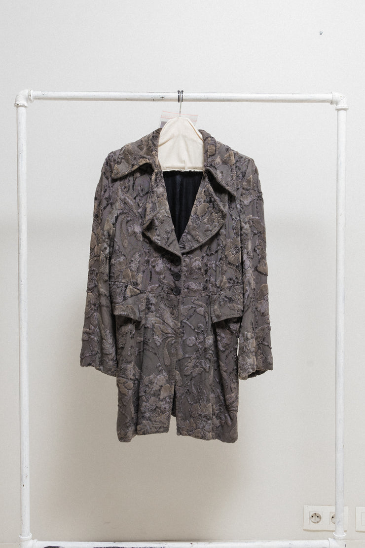 ANN DEMEULEMEESTER - FW94 Grey brown coat with textured velvet floral pattern (runway)