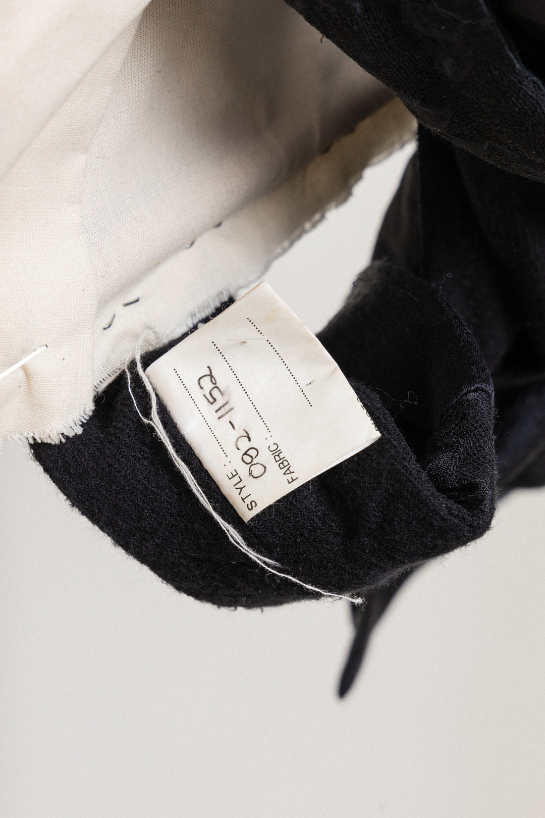 Kountry Club) ANN DEMEULEMEESTER - FW09 Cropped bolero with