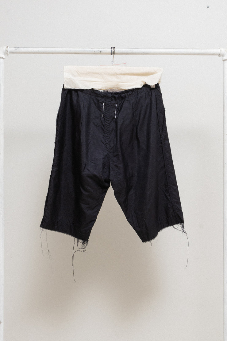 TAKAHIRO MIYASHITA THE SOLOIST - SS18 Textured silk blend raw cut shorts with waist flap