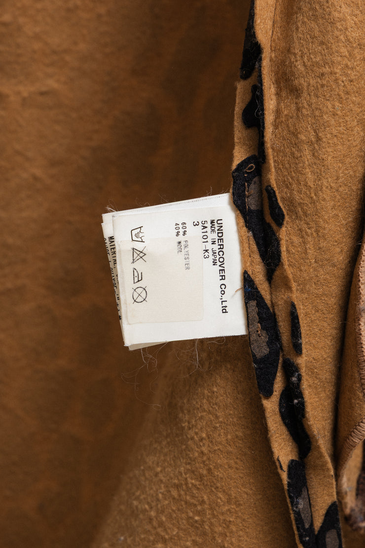 UNDERCOVER - FW05 « Arts and Crafts » Felted wool leopard pattern jacket with voluminous faux fur collar (runway)