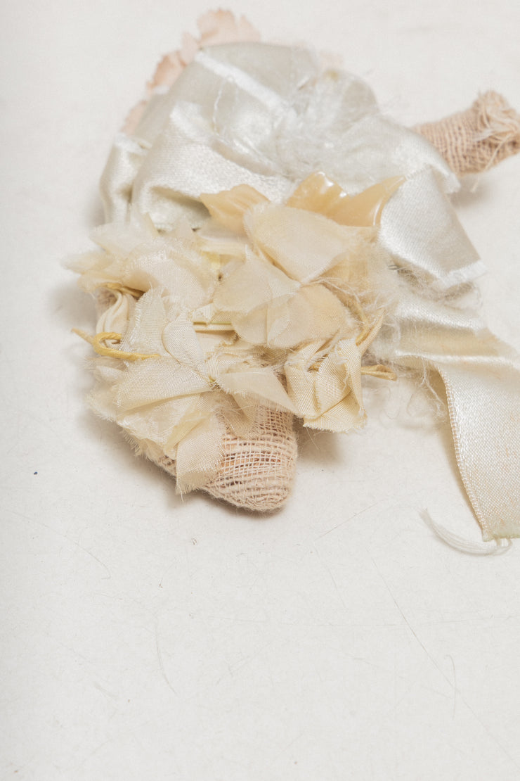 UNDERCOVER - SS05 « But Beautiful II » Organ plush brooch with teeth details