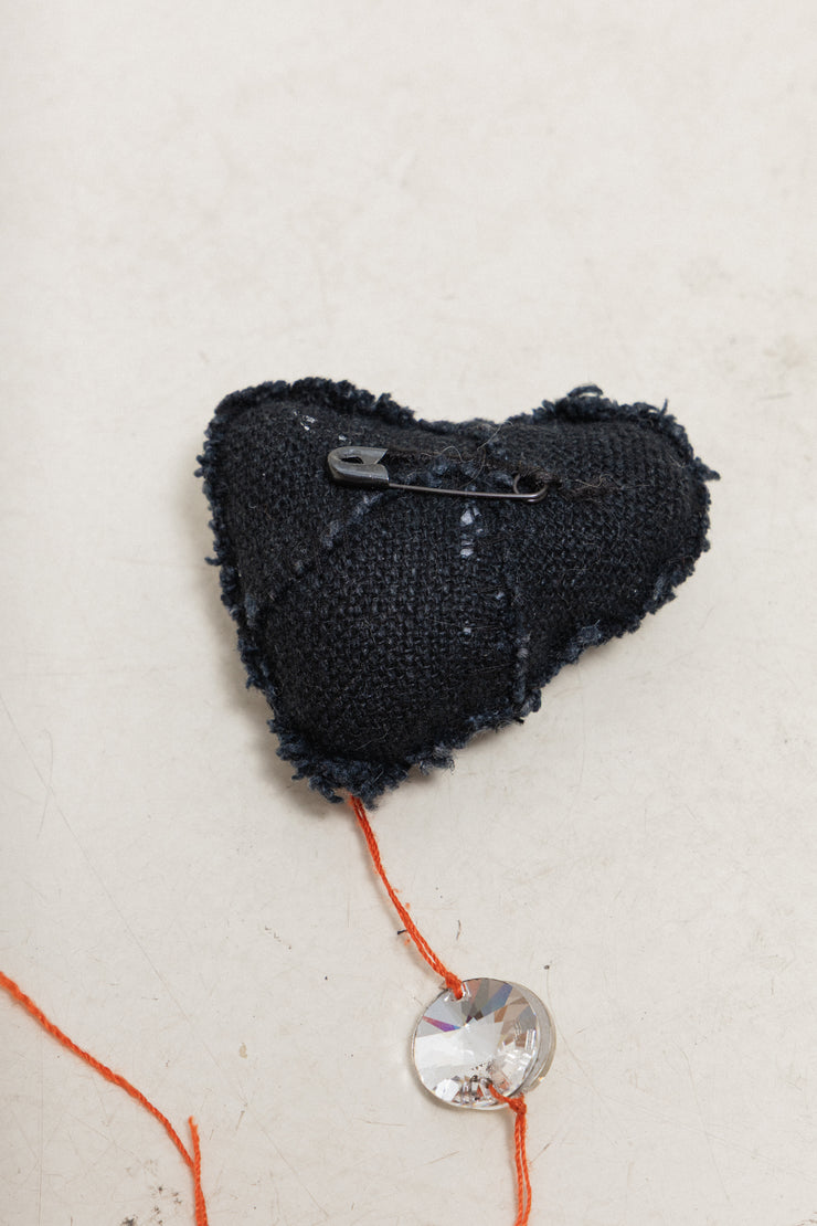 ANN DEMEULEMEESTER - SS05 Heart brooch (runway)