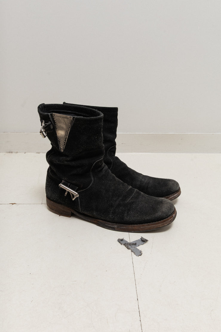 UNDERCOVER - FW04 « But Beautiful »  Suede engineer boots with monster teeth plate and deformed buckles (black)