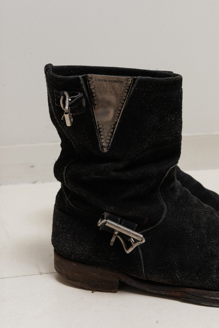 UNDERCOVER - FW04 « But Beautiful »  Suede engineer boots with monster teeth plate and deformed buckles (black)