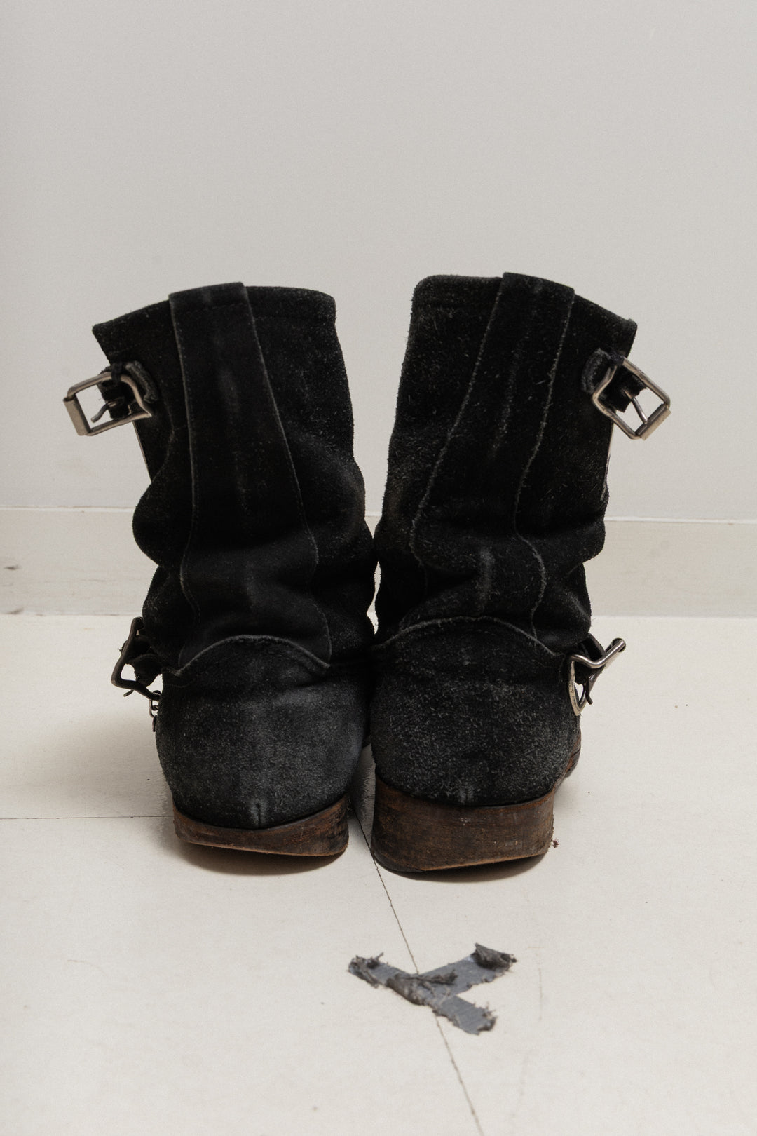 UNDERCOVER - FW04 « But Beautiful » Suede engineer boots with