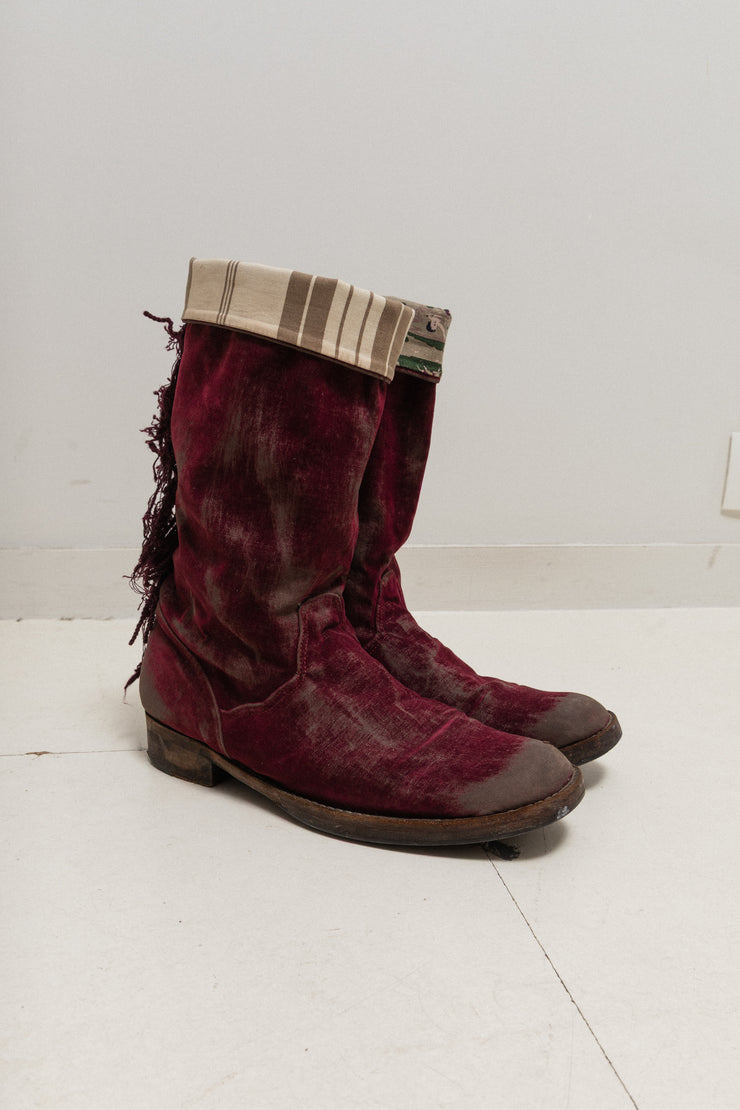UNDERCOVER - FW04 « But Beautiful » High aged velvet boots with fringes and unmatching lining (runway)