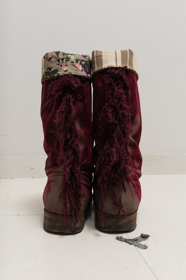 UNDERCOVER - FW04 « But Beautiful » High aged velvet boots with fringes and unmatching lining (runway)