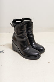 ANN DEMEULEMEESTER - FW09 Calf leather wedge boots with ankle straps