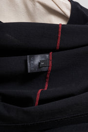 DEVOA - Cotton t shirt with red inner seams