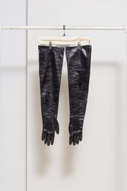 FREDERIK LIEDERLEY - 1/1 FW23 « Intimate Rituals » Hand dyed extra long Opera gloves in natural calfskin (prod. Squillace 1923)