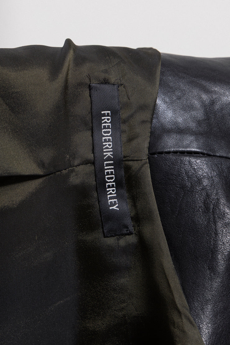 FREDERIK LIEDERLEY - FW23 « Intimate Rituals » 1/1 Horse leather jacket with dyed hems