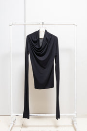 ATTACHMENT - Rayon top with extra long sleeves