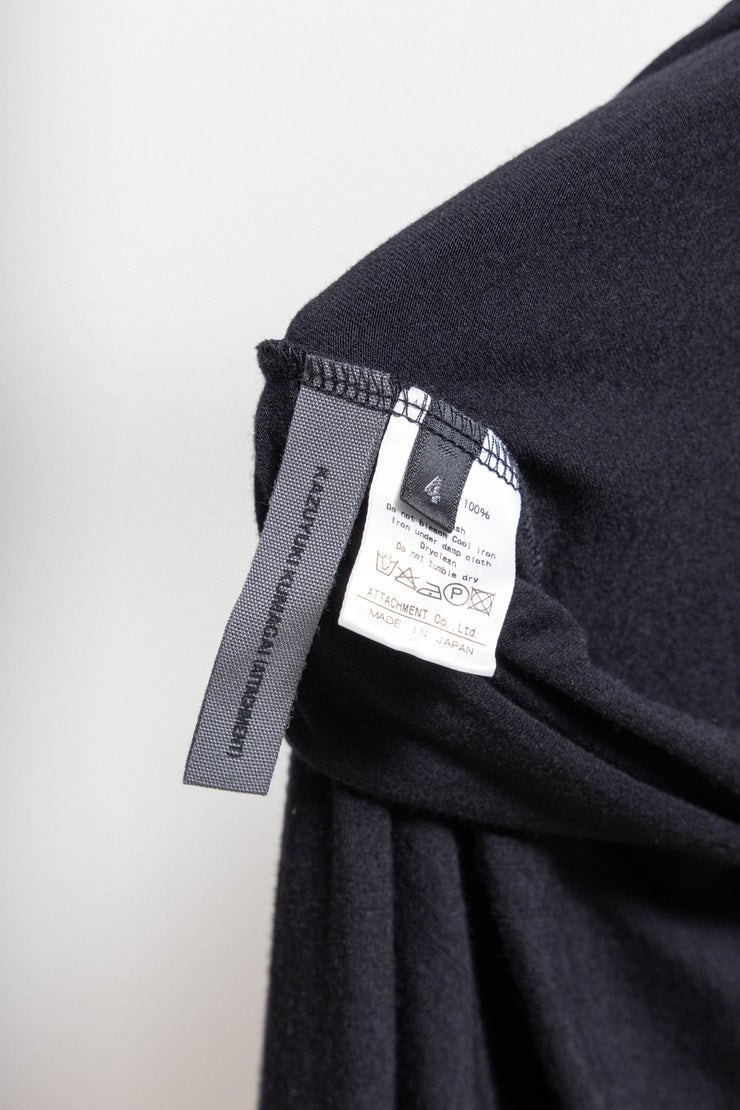 ATTACHMENT - Rayon top with extra long sleeves