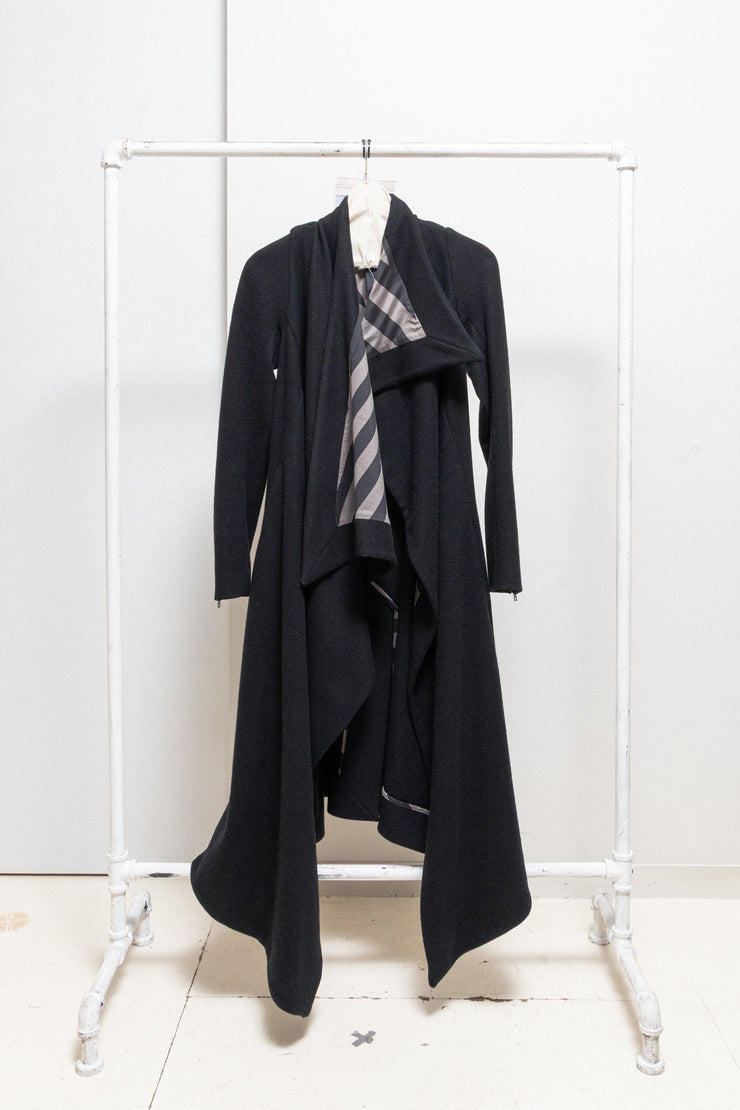 GARETH PUGH - 2010’s Cashmere blend maxi length coat with patterned lining