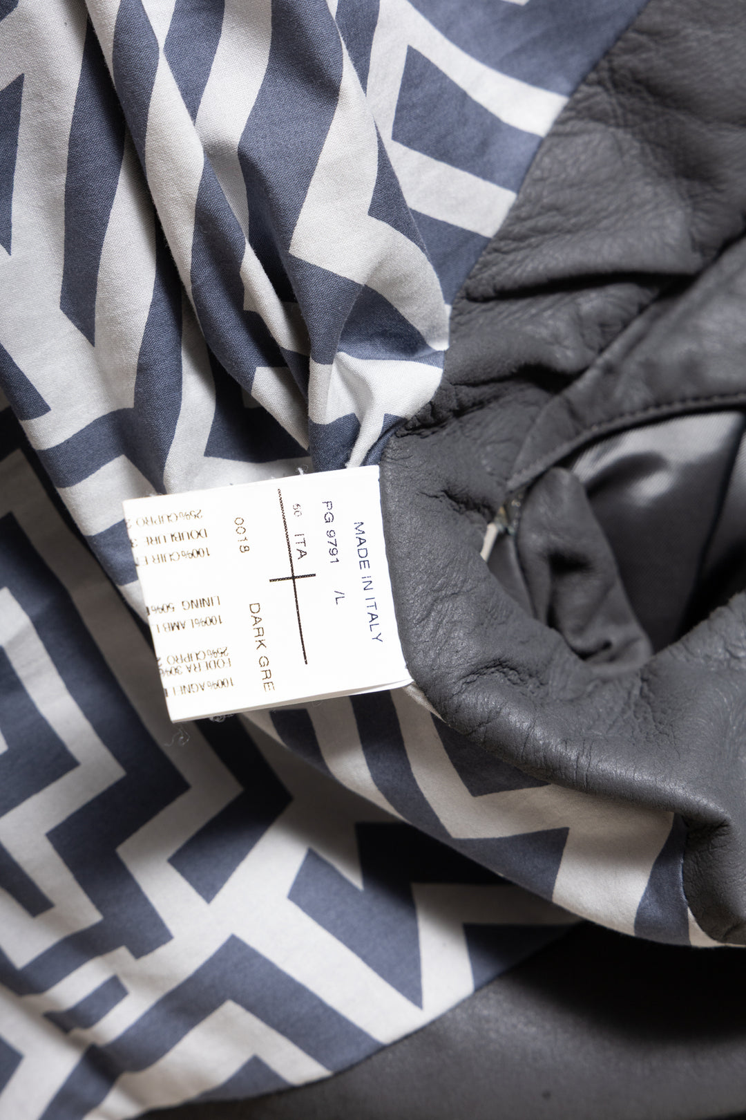 GARETH PUGH - SS10 Lamb leather cross zipper jacket (runway) – L