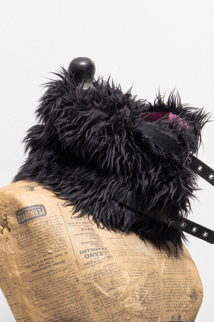 ALICE AUAA - Faux fur neck warmer with buckled straps