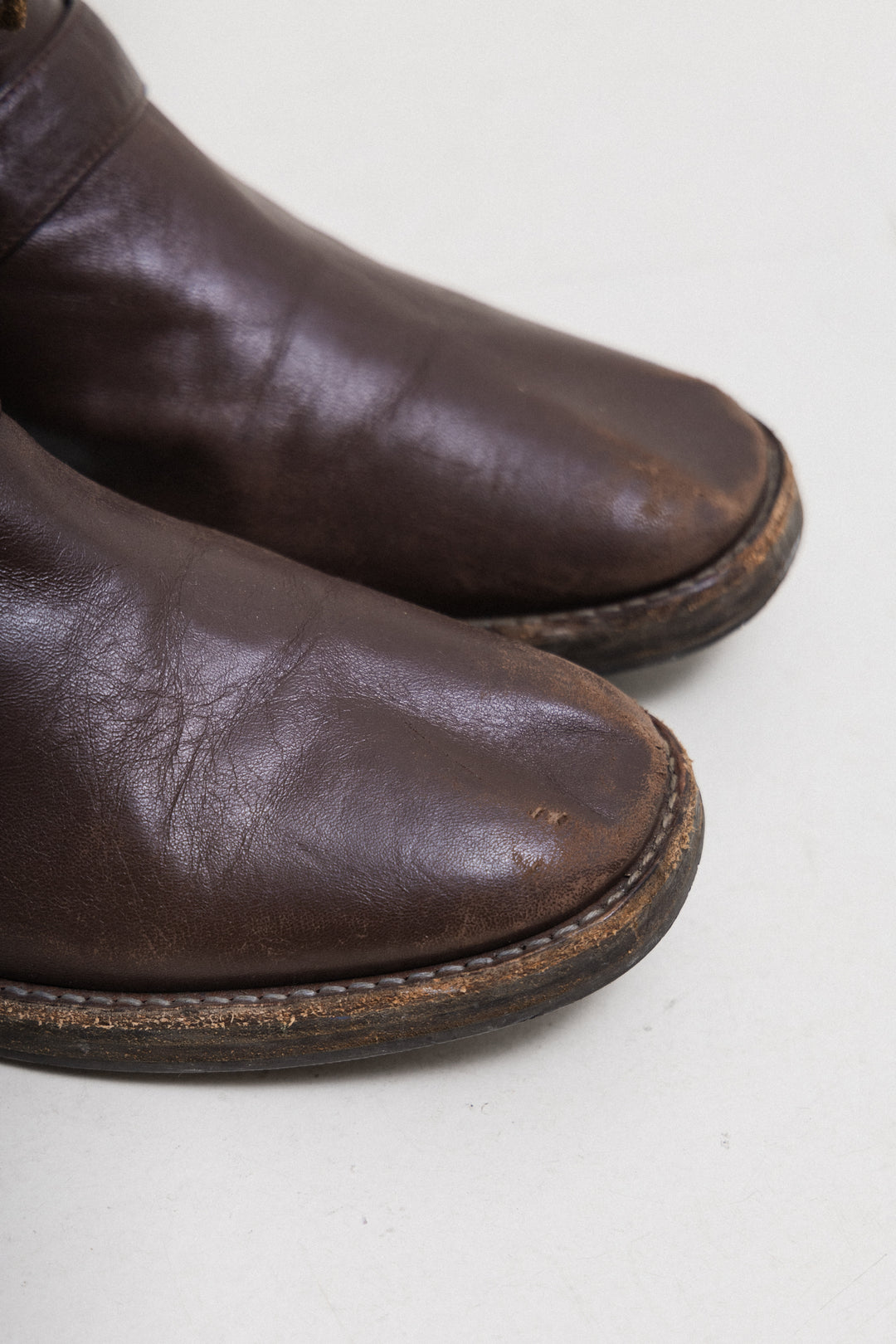UNDERCOVER - FW05 « Arts and Crafts » High leather boots with