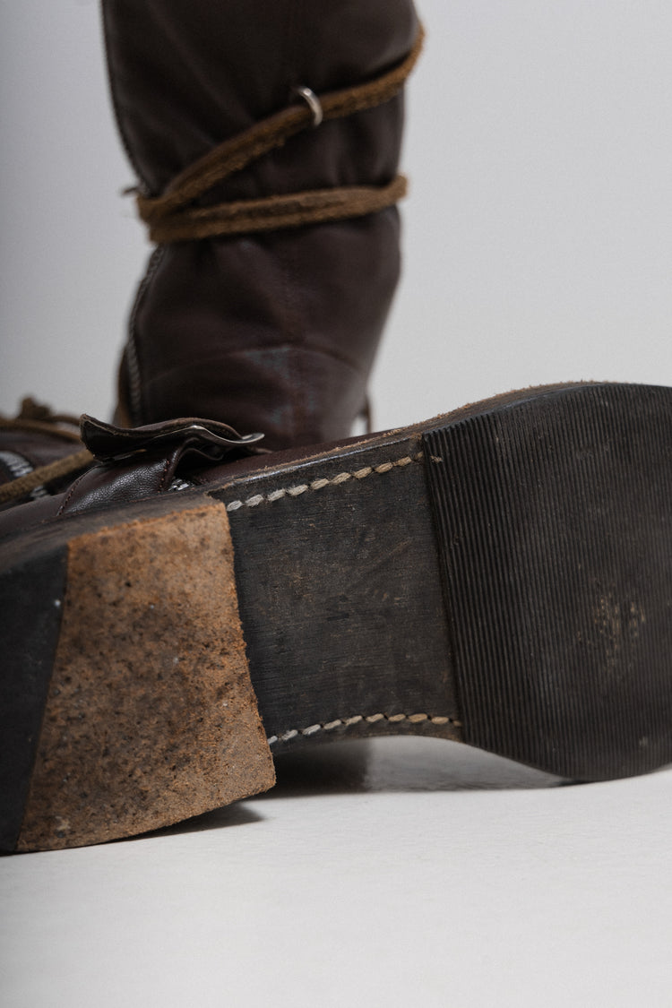 UNDERCOVER - FW05 « Arts and Crafts » High leather boots