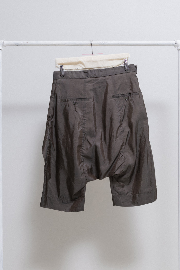 RICK OWENS - SS10 « Release » Iridescent shorts with waist pocket panel (runway)