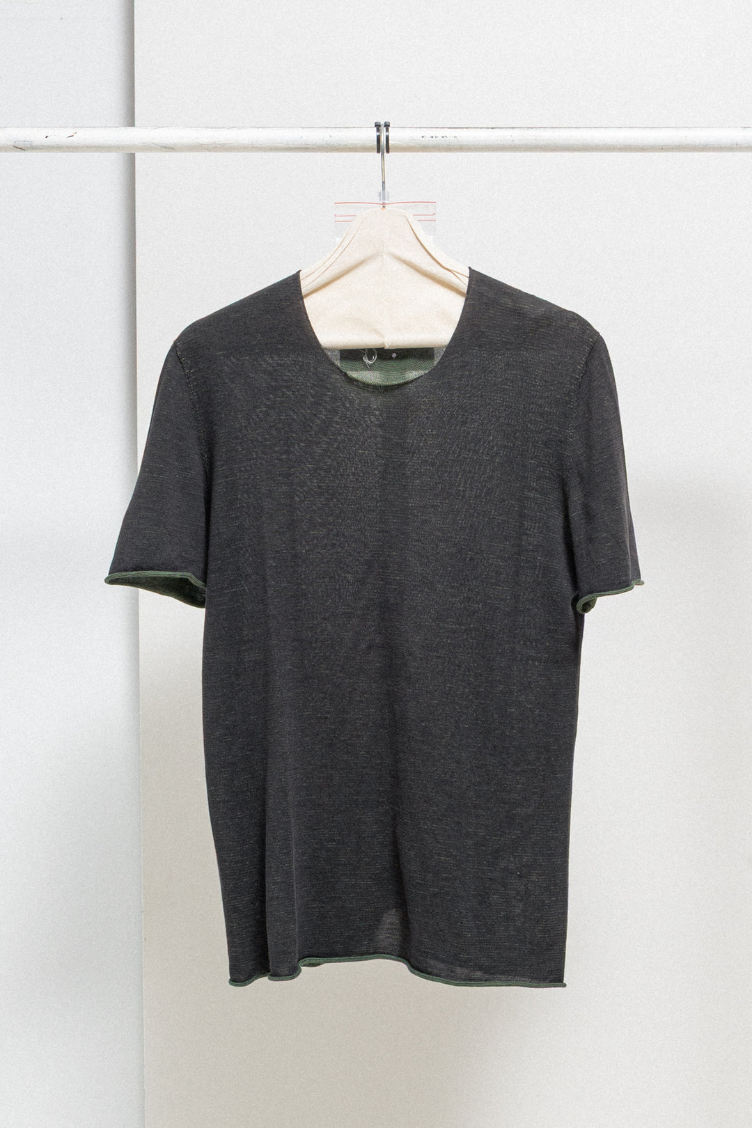 LABEL UNDER CONSTRUCTION - Reversible knitted tee – L'OBSCUR