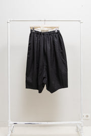 COMME DES GARÇONS - FW10 Padded wool balloon short pants with waist pleats (runway)