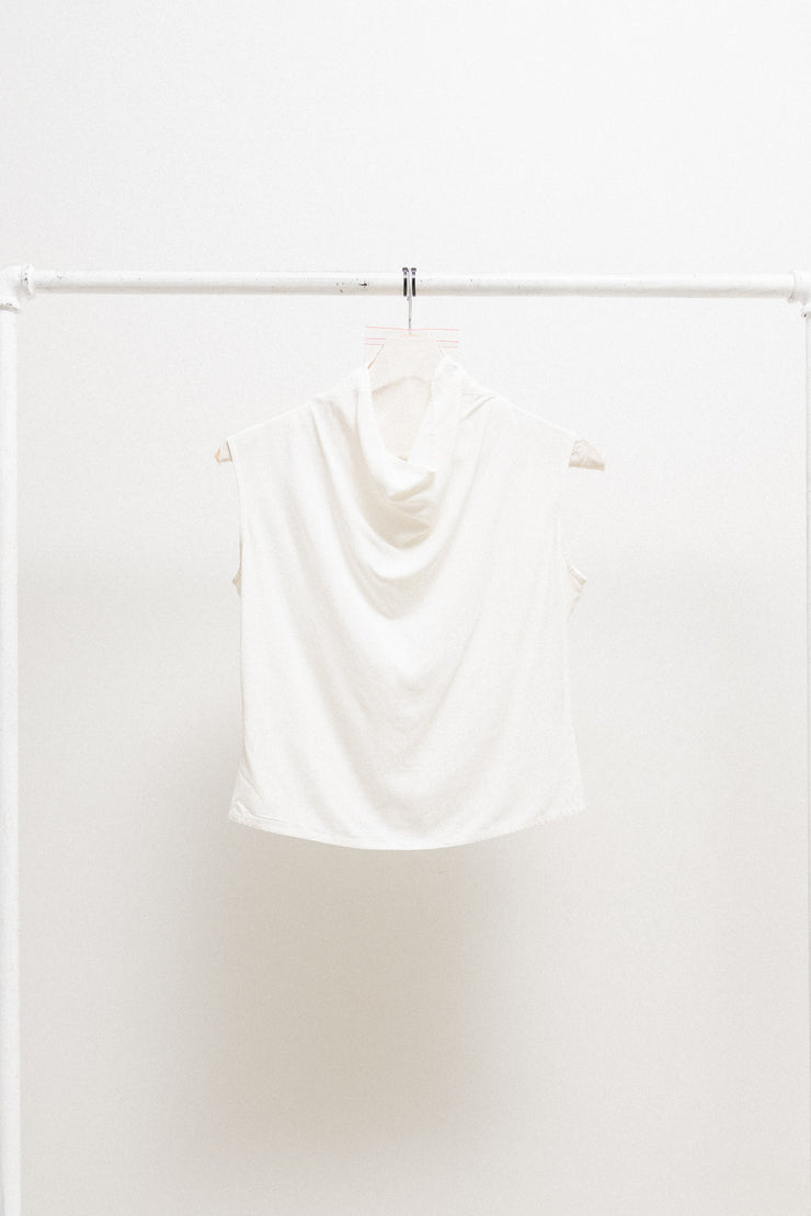 ANN DEMEULEMEESTER - FW95 Sleeveless white top with cowl neck