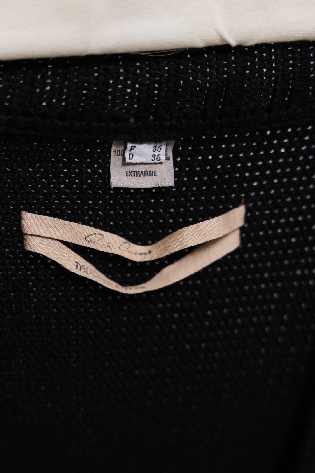 RICK OWENS - FW03 « TRUCKER » Merino wool cropped cardigan with