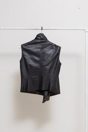 RICK OWENS - FW04 « QUEEN » Lamb leather sleeveless jacket with zipper details