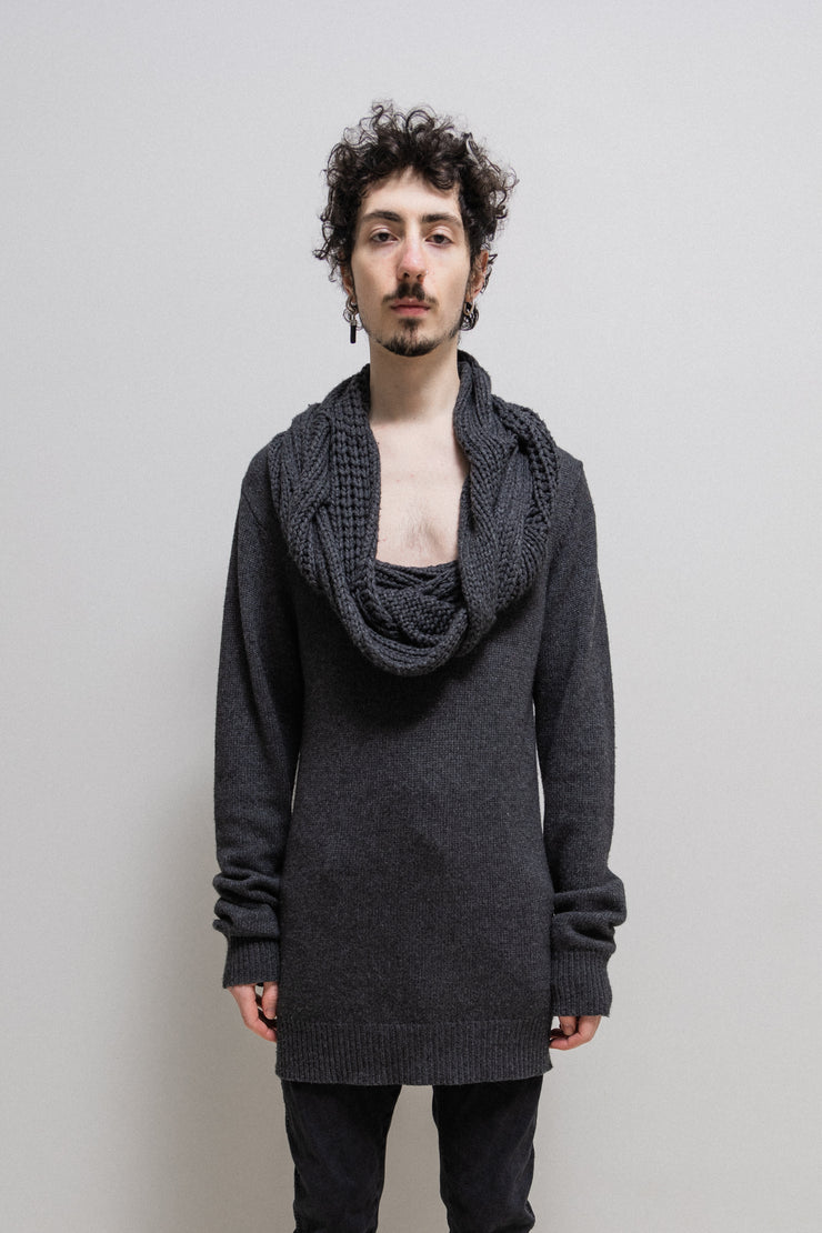 ANN DEMEULEMEESTER - Elongated wool sweater with braided high neck