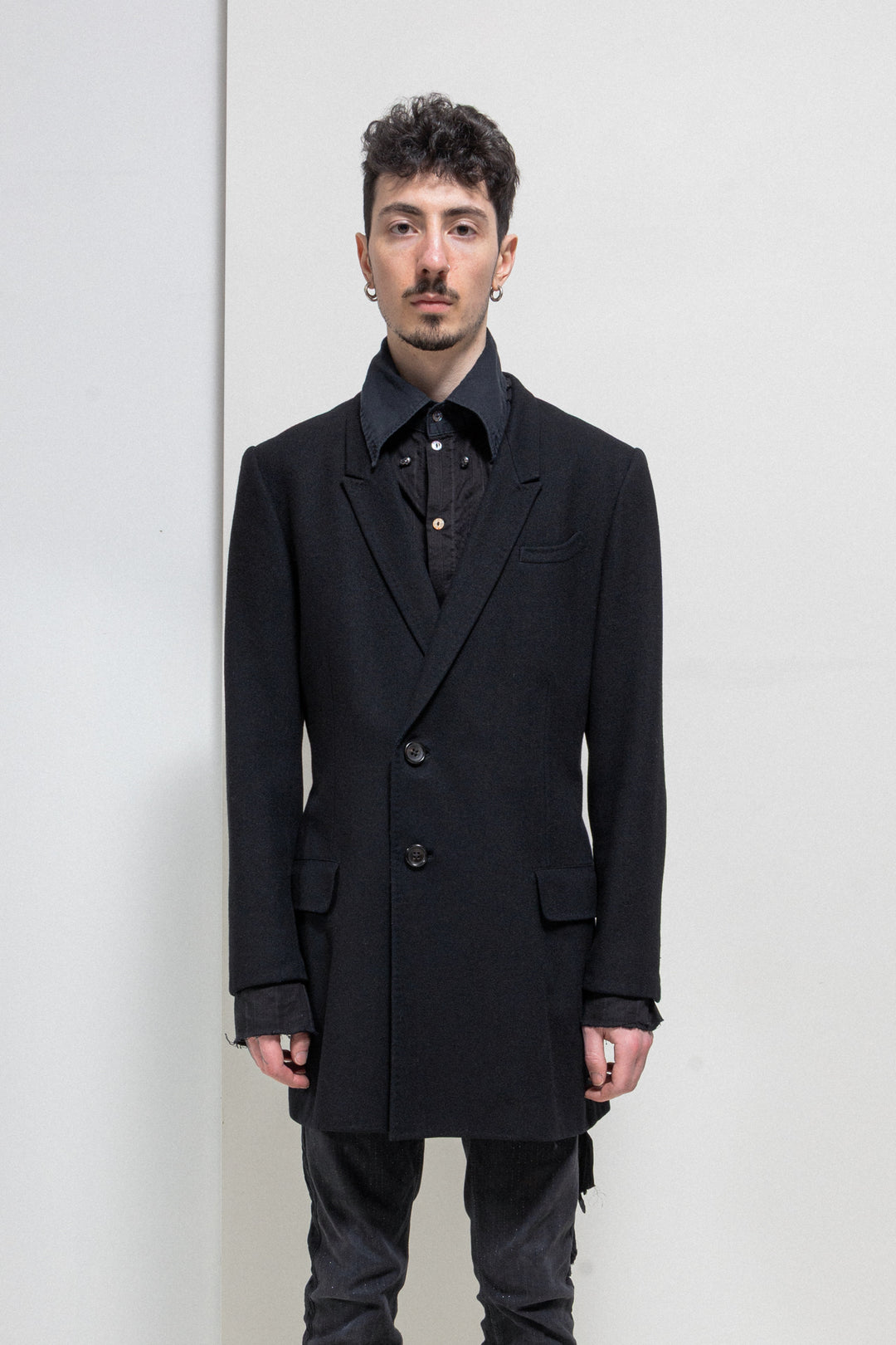 YOHJI YAMAMOTO POUR HOMME - FW93 Wool coat with curved chest