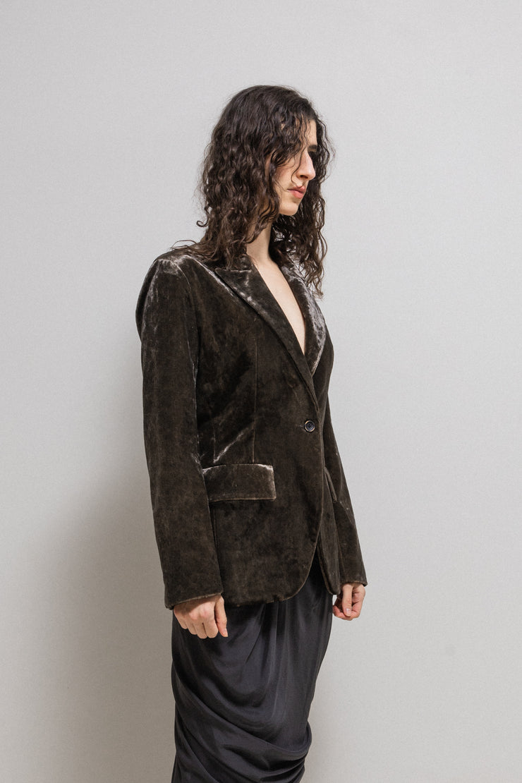 UMA WANG - FW18 Kaikura velvet jacket with collar and back detail (runway)