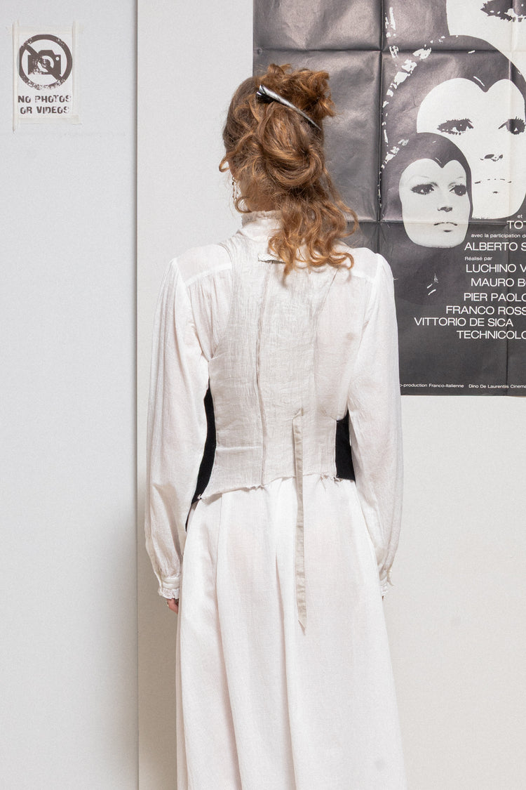 IF SIX WAS NINE - Asymmetric vest with contrasting back – L'OBSCUR