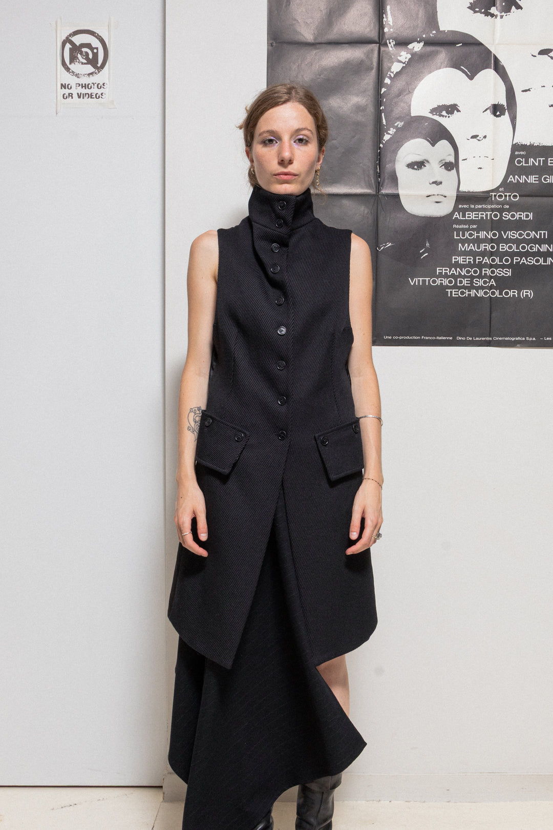 ANN DEMEULEMEESTER – L'OBSCUR