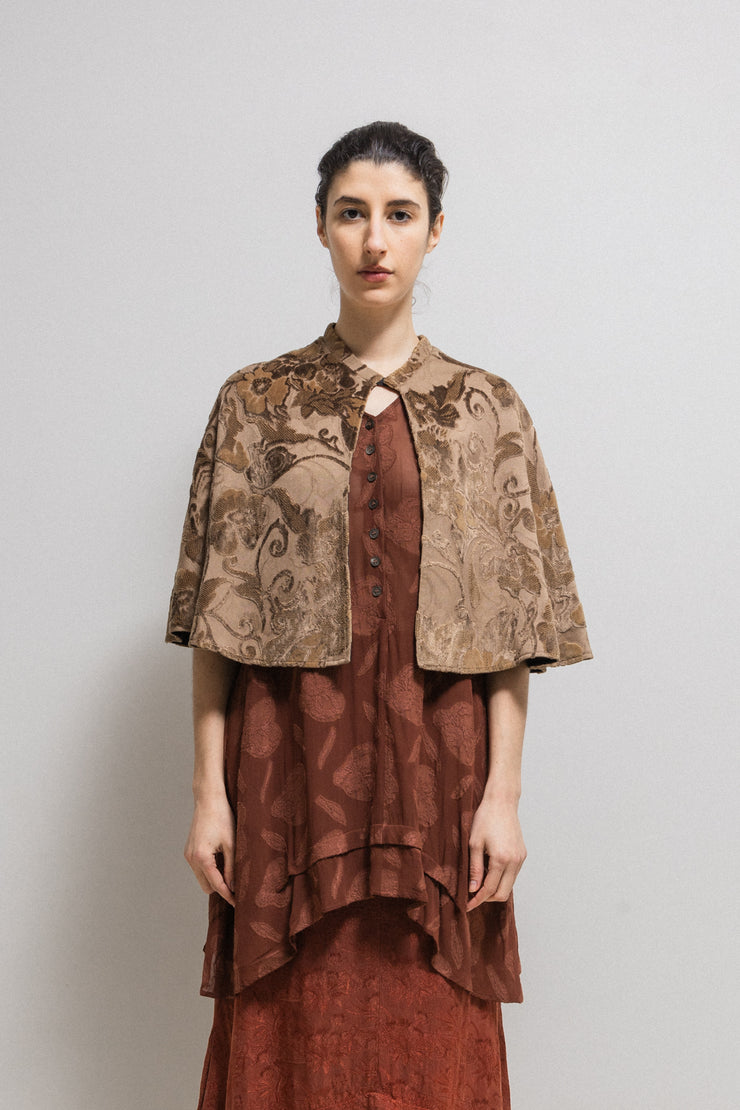 (New arrival) ANN DEMEULEMEESTER - FW94 Velvet cape with floral embroideries