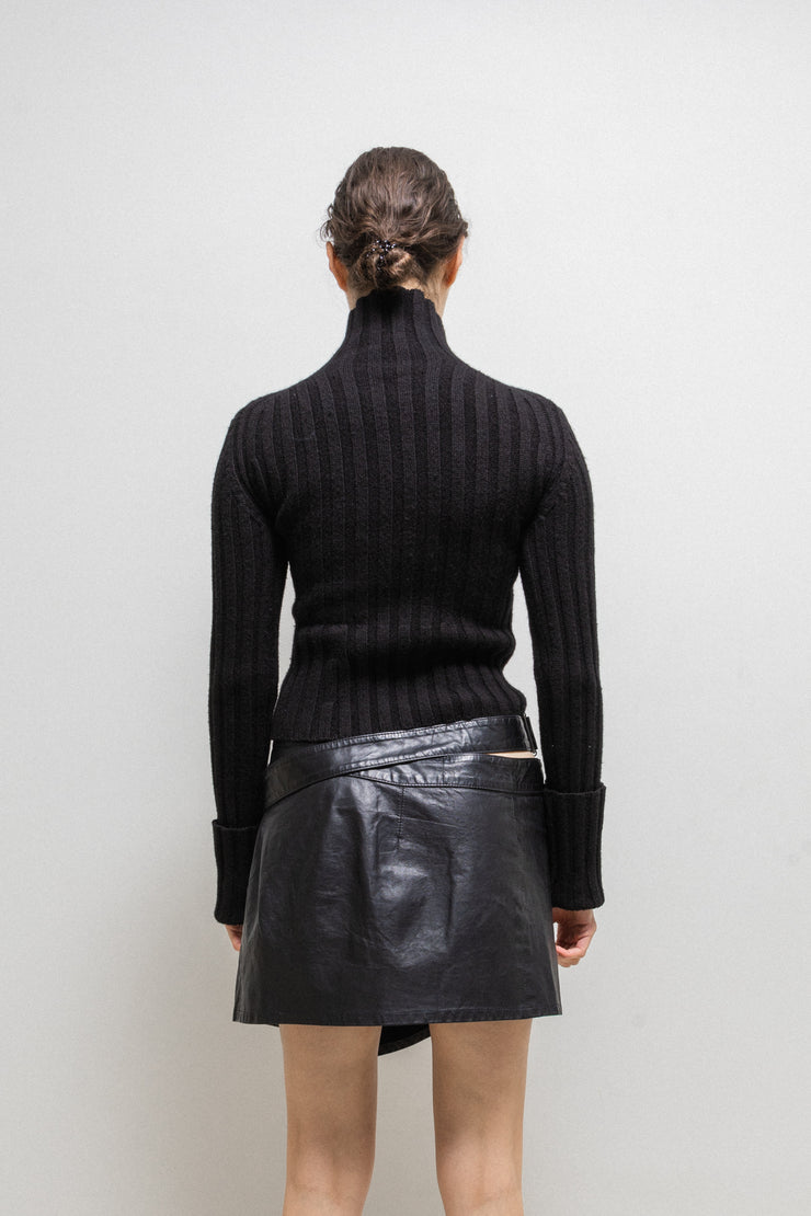 ANN DEMEULEMEESTER - FW00 Wool blend ribbed turtleneck with rolled up cuffs