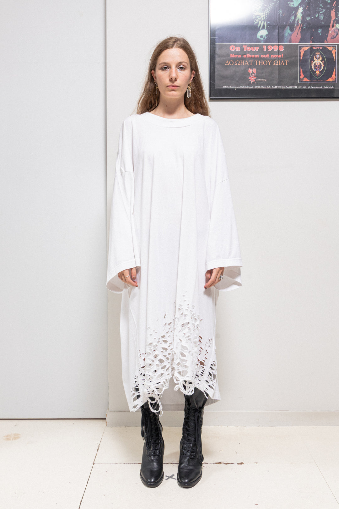 UNDERCOVER - SS06 « T. » Extra large t shirt dress with destroyed