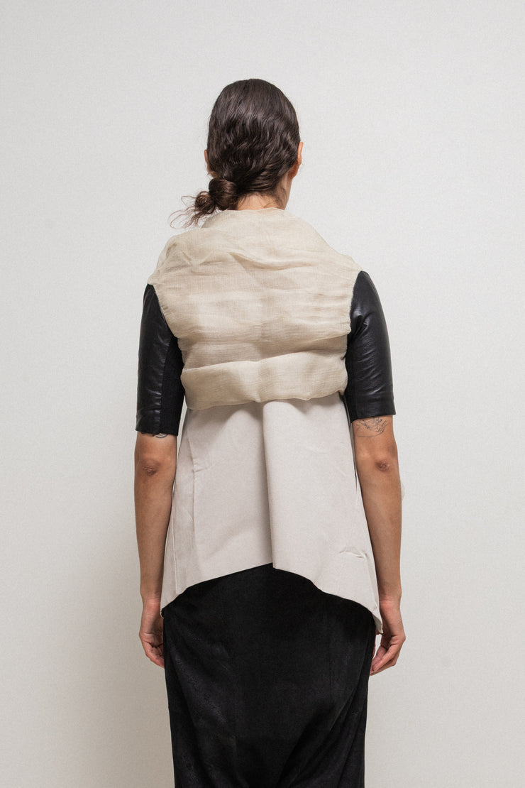 RICK OWENS - SS11 « Anthem » Cropped jacket with lamb leather sleeves and crumpled silk top layer (runway)