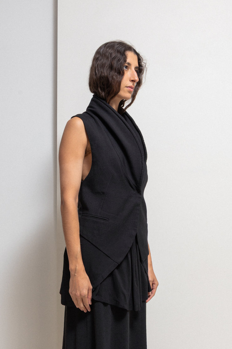ANN DEMEULEMEESTER - Fleece wool vest with padded collar and silk back