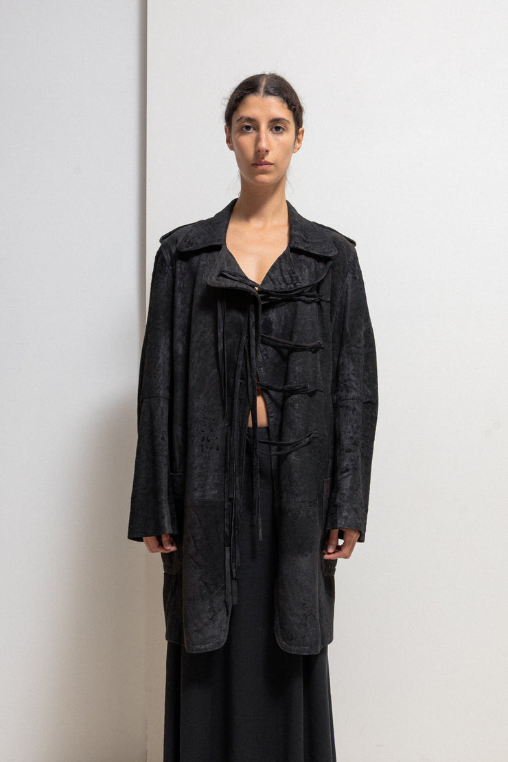 ANN DEMEULEMEESTER - FW02 Long textured leather coat with leather straps