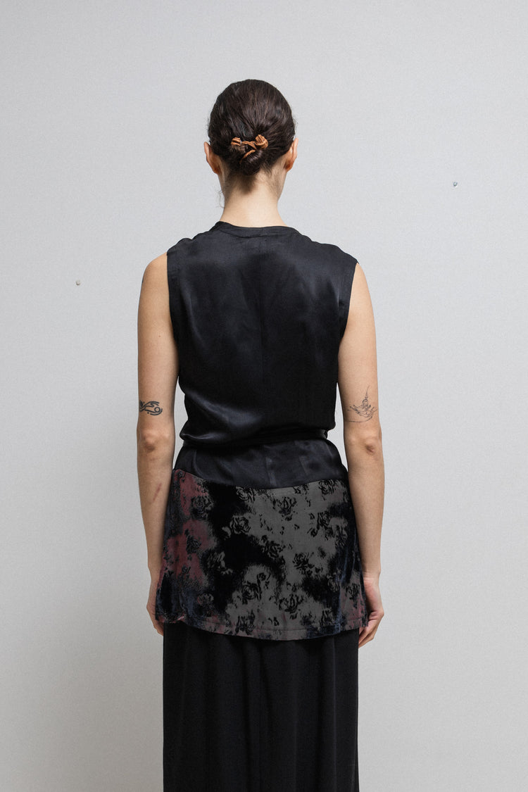 ANN DEMEULEMEESTER - 1994 Silk blend vest with a mesh floral