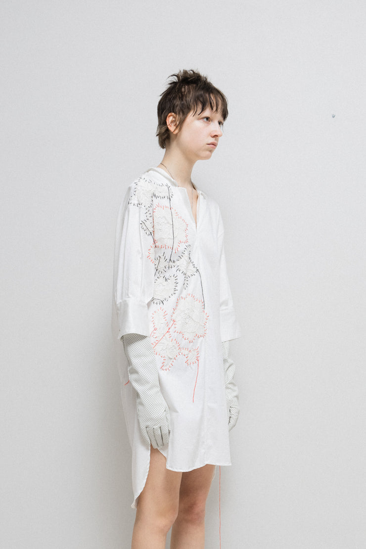 MIHARA YASUHIRO - Wide cotton dress with stitched flower patches