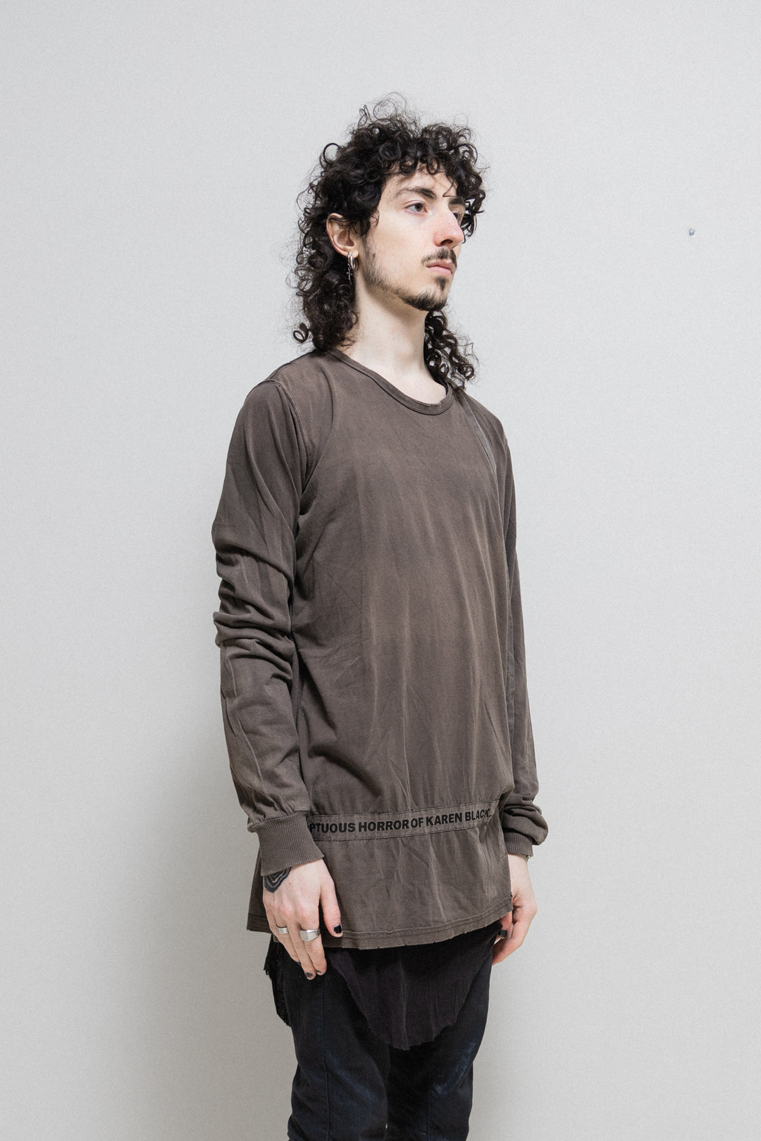 louren ブラウス black Adult Fit Vinyl Logo Longsleeve in Black | Online Rock Shop